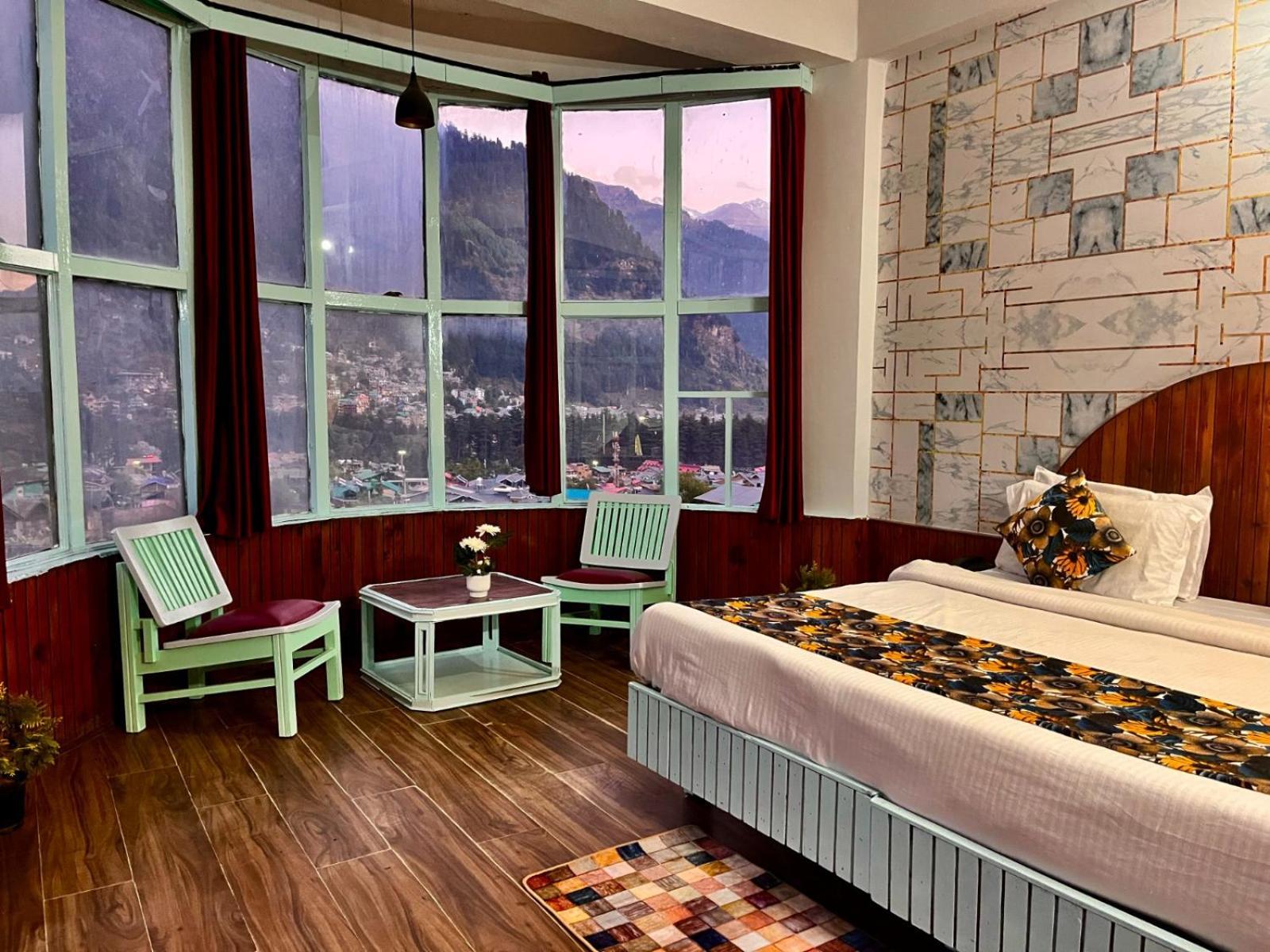 Hadimba Hill View By Hadimba Palace, Manali - Premium Room ! Family Hotel ! Parking ! Near Hadimba Temple Экстерьер фото